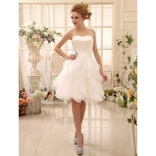 Short Wedding Dress Strapless Tiered Bridal Dress Sweetheart Neckline Satin Knee Length Wedding Gown asymmetrical homecoming