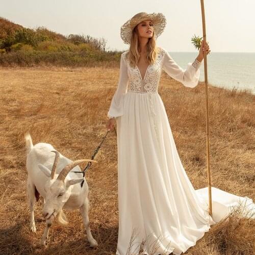 Romantic Boho Beach Wedding Dress Long Sleeves Lace Applique V Neck A Line Garden Bride Gowns Vestidos De Fiesta