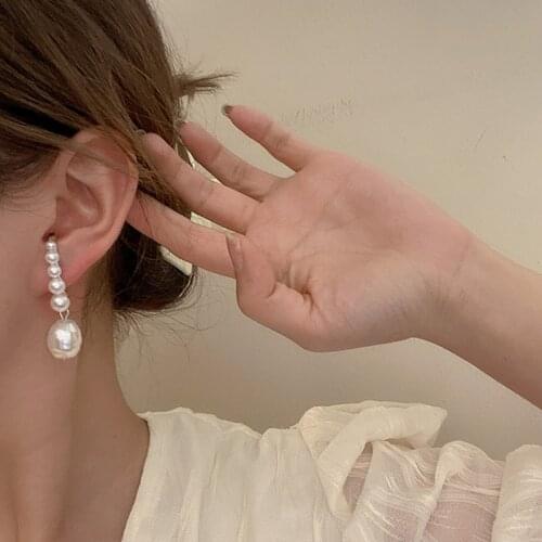 SRCOI Multi Small Tiny Pearls C Shaped Stud Earrings For Women Simple Baroque Waterdrop Pearl Weddings Earrings New Arrive 2021