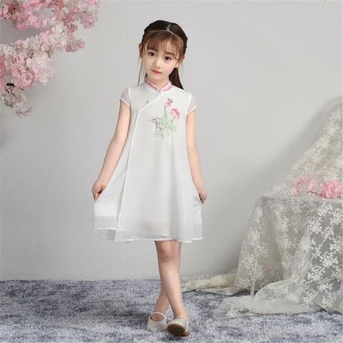 Performance clothing Spring Summer 2020 new childrens Hanfu girls embroidered Tang suit Chinese white cheongsam