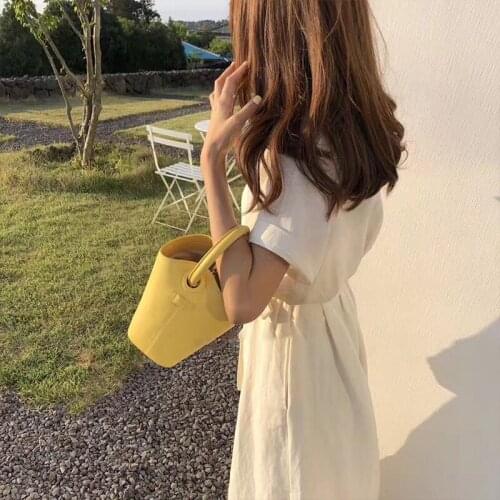 2021 new summer new small bag fashion trendy white with messenger one-shoulder portable bucket bag