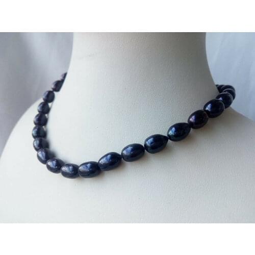 Beautiful 9-10mm black oval freshwater pearl necklace 17"