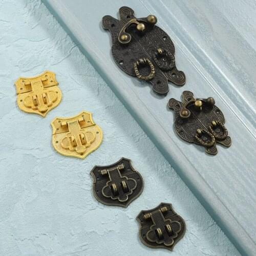 1PC Antique Bronze Hinges Zine alloy Buckle Vintage Latch Hasp Jewelry Box Toggle Lock Furniture Decorative Hardware Accessories