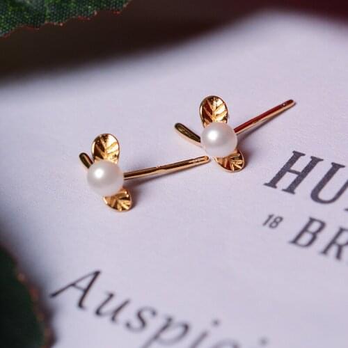 Pearl Earrings Silver 925 Small 3-4mm for Girls and Women Stud Earring Simple Leaf Design Rose Gold Niche