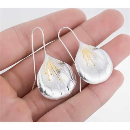 Womens Elegant Beautiful Lotus Orchid Flower Piercing Long Earring Girl Wedding Fashion Jewelry Gift Brincos Pendientes