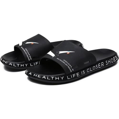 Summer Men Slippers Outdoor Clogs Fashion Garden Shoes Beach Sandals Male Casual Massage Indoor Home Slippers Bathroom Slides 39