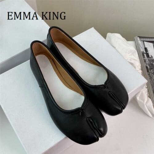 Woman Round Toe Split Toe Loafers Women Flat Dress Shoes Fashion Comfortable Slip on Leather Ballet Shoes Zapatos De Mujer 2021