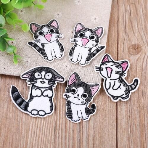 5pcs/Pack Cats Mini Embroidery Patch Fabric Sticker For DIY Clothing Bags Decoration Repair Adhesive Label