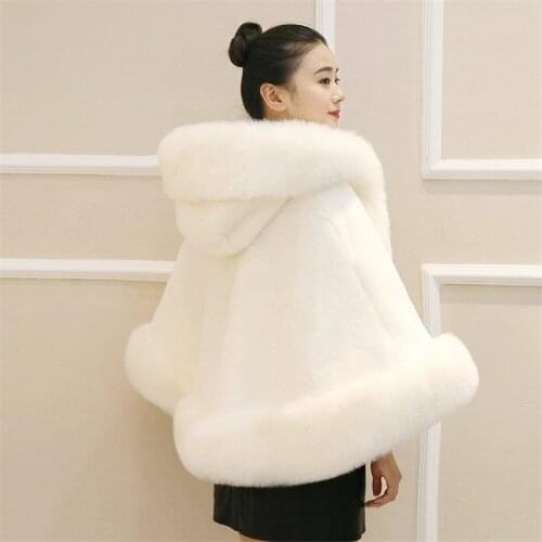 New Winter Hooded Jacket Coat Faux Fox Fur Women Shawl Evening Party Dress Wraps Fur Big Shoulder Capes Lady Fake Fur Cloak 1088