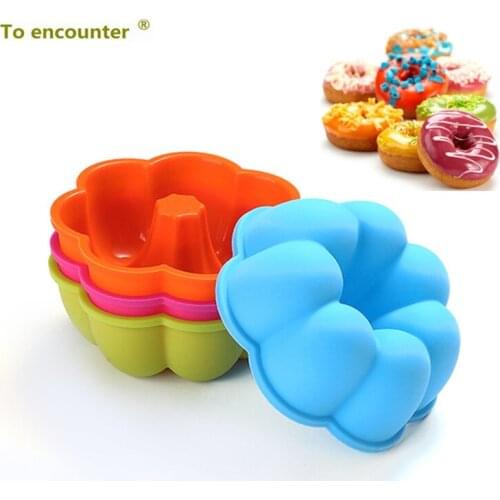 Silicone DIY Donut Maker Flower Shape Doughnut Mold Set Desserts Sweet Food Baking Cookie Cake Mould Kitchen Dessert Tool