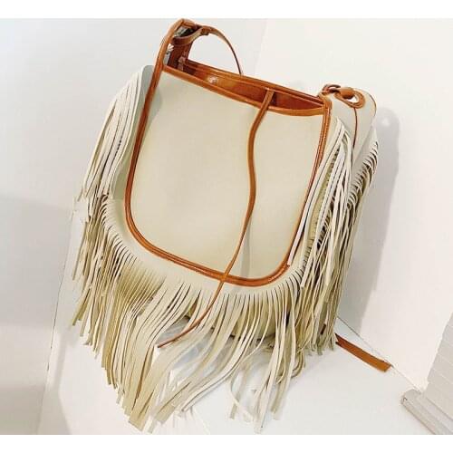 Design 2021 Fashion Personality Tassel Underarm Bag Womens Summer Shoulder Messenger Bag new crossbody bags