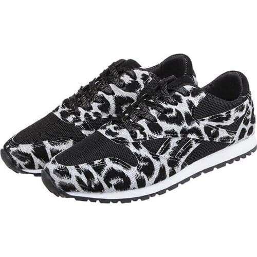 Fashion Lace Up Women Running Shoes Lightweight Sneakers Breathable Outdoor Sports Shoes Comfort lovers Running Leopard shoes