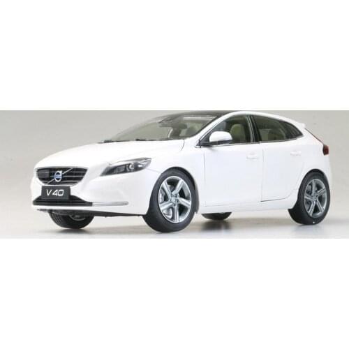 1/18 Scale Vol-vo V40 T4 Hatchback White Diecast Car Model Toy Collection Gift