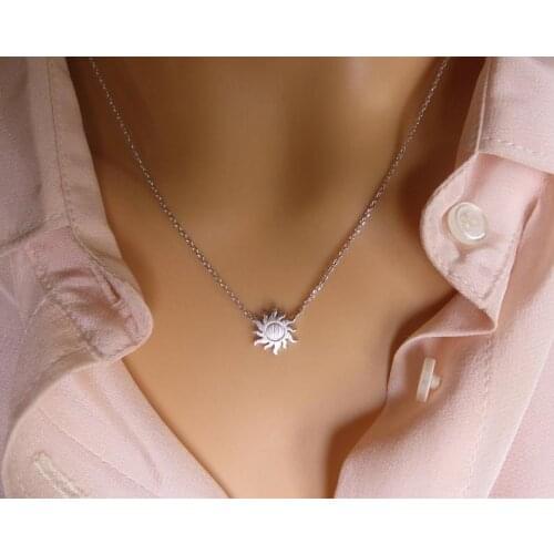 Wholesale 10pcs Sun Pendants Necklaces For Women Wedding Jewelry Stainless Steel Long Chain Choker Sunshine Sunburst Necklace