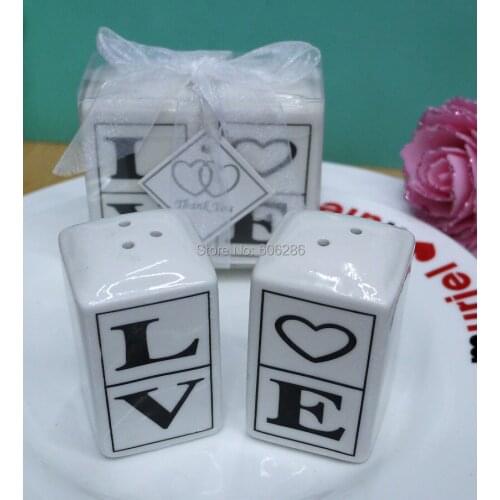 100pairs/lot Wholesale wedding gifts for guest of ceramic LOVE salt and pepper shaker favors souvenirs