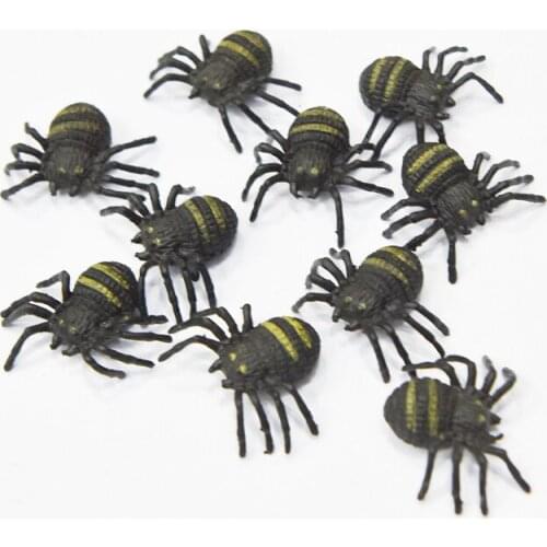100 pcs Plastic Fake Spider Practical Jokes Props Realistic Spider for Prank Halloween Party Decoration gag gifts