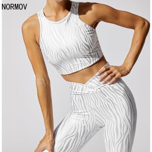 NORMOV Seamless Workout Set Fitness Sports Suit Sexy High Waist Slim Legging Crop Top Sleeveless Bra Push Up Sports Suit Women