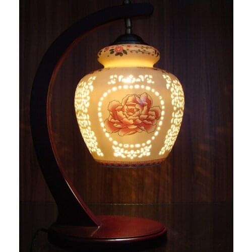 European Style Jingdezhen Chinese Porcelain Ceramic Table Lamp vintage decorative bedside living room wedding table lamp