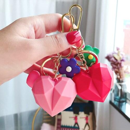Creative Cartoon Geometric Faceted Heart-Shape Flower Keychain Couple Car Key Chain Keyring Backpack Trinket Women Gift Jewelry