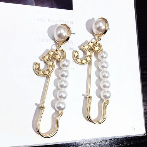 Temperament gold pin star digital stud earrings for women trendy korean pearl earrings senior luxury jewelry