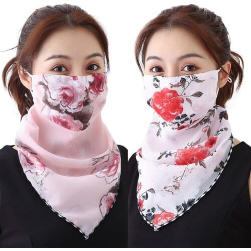 2pcs Flower Print Seamless Magic Scarf Ear Hook Sports Scarf Neck Tube Face Dust Riding Bandana Uv Protection Neck Gaiter Scarf