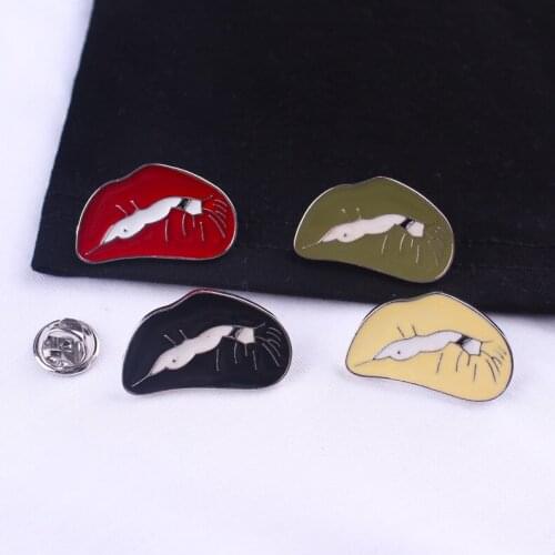 Gothic Biting Lip Pins And Brooches Sexy lips Lapel Pin Badge Cartoon Black Enamel Pin Brooch Green Yellow Red Party Gifts Coat