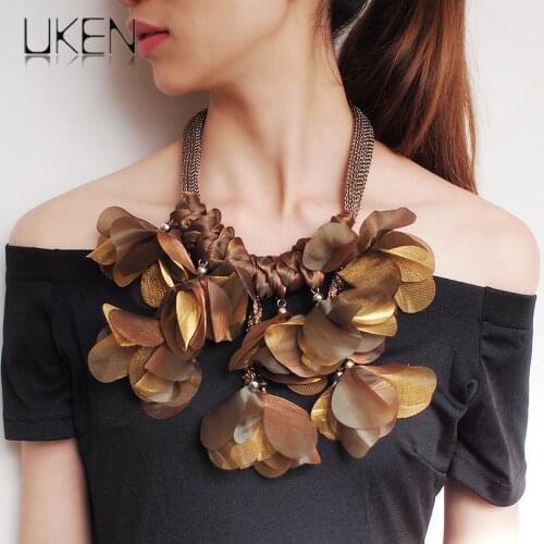 Big Flower Chokers Necklaces For Women Crystal Beads Statement Pendant Necklace Wedding Party Jewelry Accessories UKEN