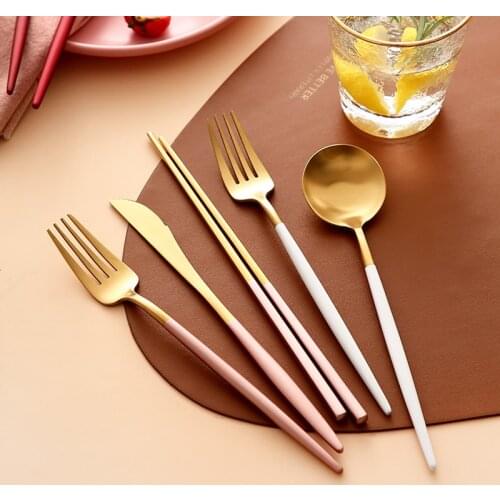 Rose Gold Luxury Cutlery Set Metal Knife And Fork Set Portable Stainless Steel Eco Friendly Couverts Kitchen Accessories BK50DC