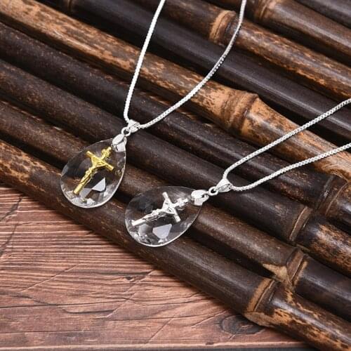 Crystal Zircon Cross Necklace Women Jesus Pendant Necklace Fashion Banquet Gift Necklace