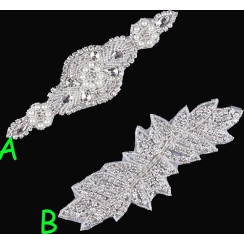 30pcs/lot)Mix 2 Style Sew On Flower Crystal Rhinestone Appliques Patch Hot Fix Beaded Sequin Trim For Girl Wedding/Bridal Dress