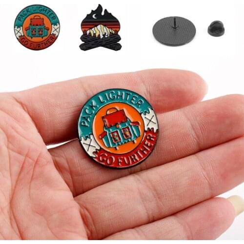 Climber Metal Enamel Brooch Outdoor Camping Adventure Bonfire Badge Pin Creative Trendy Traveler Jackets Shirt Backpack Jewelry