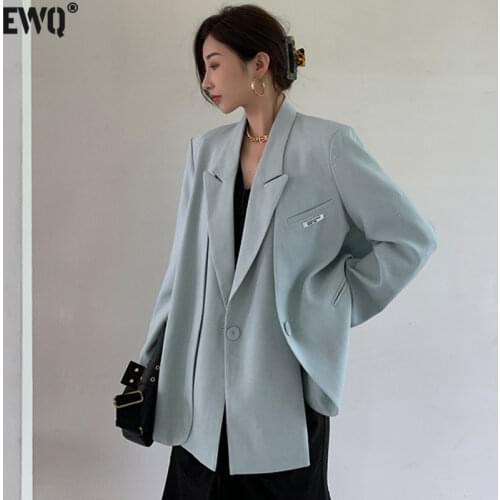[EWQ] Women Blue Irregular Blazer New Lapel Long Sleeve Loose Fit Jacket Fashion Autumn 2021 High-quality Office Ladies Clothing