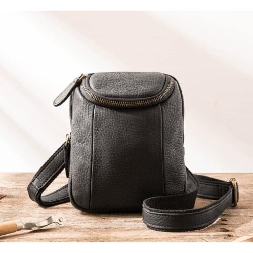 Casual Mens Chest Bag Messenger Bag Retro Mobile Phone Bag Leather Belt Bag Mini Shoulder Small Pouch Leather Small Men Vintage