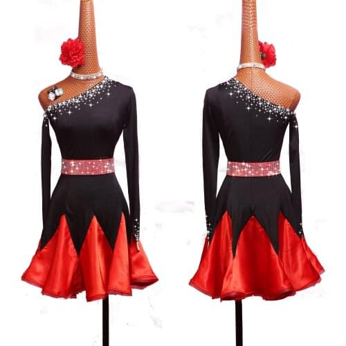 Shiny Rhinestone Latin Dance Dresses For Women Black Red Lace Club Party Dancer Singer Entertainer Pleated Dress