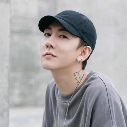 Classic Black and White Cotton Soft Top Solid Color Baseball Cap Men Women Adjustable Sun Hat Outdoor Baseball Caps Adult