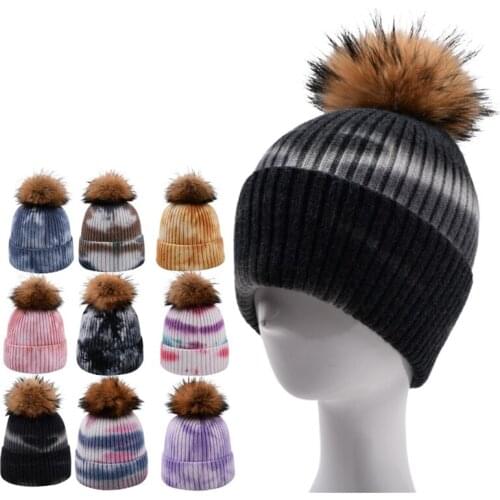Fashion Tie Dye Ribbed Knit Beanies Hats And Caps For Women Men Autumn Winter Knit Slouch Hats With Detachable Fluffy Pompon