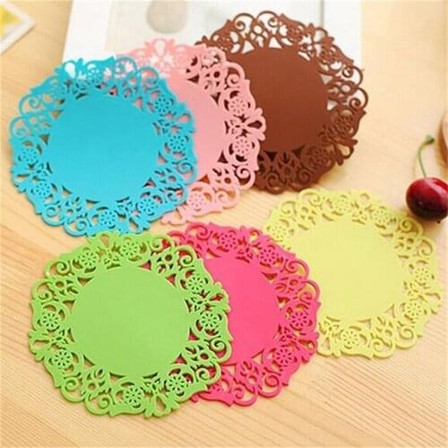 1 PC Round Drink Coasters Lace StainHigh Quality Resistant Placemat Beautiful Silicone Coasters Random Color