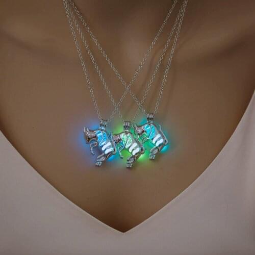 2019 fashion In The Dark shine Luminous Pendant Necklace Hollow Luminous Pendant Necklace Jewelry women Christmas Gifts