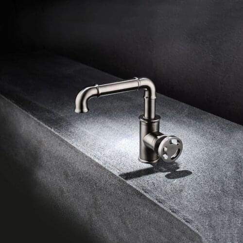 Industrial Style Bathroom Sink Faucet Soild Brass Sink Mixer Tap Faucet Black Bathtub Faucet Hot Cold Water Faucets for Hotel