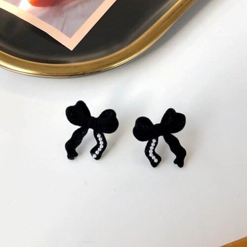 South Korea Creative Ins Flocking Black Bowknot Earrings Fashion Pearl Punk Women Jewelry For Party Gift Stud Earrings