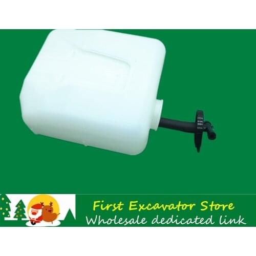 Excavator Accessories For KOMATSU PC45/50/56/60/120/200/400 Auxiliary Water Tank Water Tank Spare Water Bottle high quality