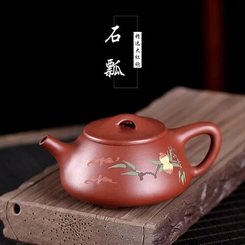 Gourd ladle are recommended by hand painted clay pot manufacturers selling a undertakes to customize the yixing tea set