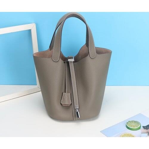 2021 New Female Bag Silver Buckle Leather Vegetable Basket Bag Leather Portable Bucket Bag Large-capacity Picture Bag