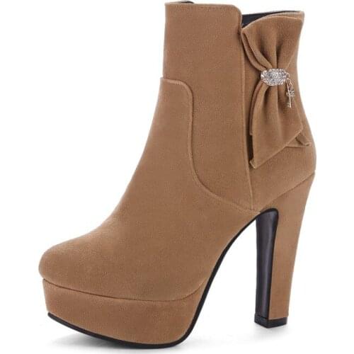 Big Size Europeans and Americans with round head waterproof platform side zipper bow metal decorative boots