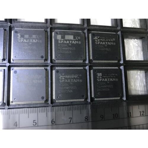 New original be of great quality XCS20XL-4TQ144C XCS20XLTQ144AKP-4C XCS20XLTQ144-4C XCS20XL