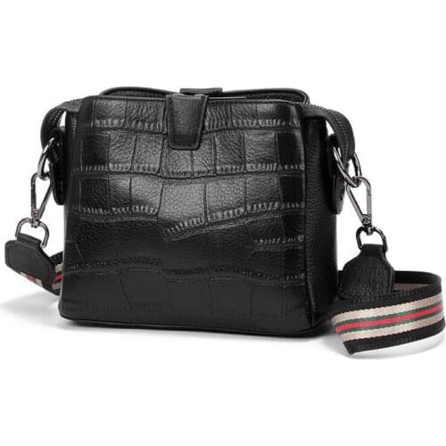 Crocodile pattern leather bucket bag women 2020 new trendy large capacity one shoulder messenger bag fashion all-match leather h