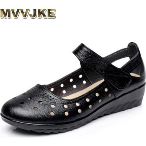 MVVJKESummer leather hollow with flat shoes Small size 33 Large size 43 womens shoes Round head casual Middle-aged sandals E120