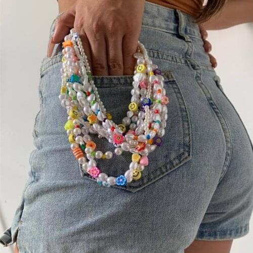 Korean Sweet Colorful Little Daisy Acrylic Smiley Face Choker Necklace Boho Beaded Clavicle Necklaces for Women Girls Jewelry