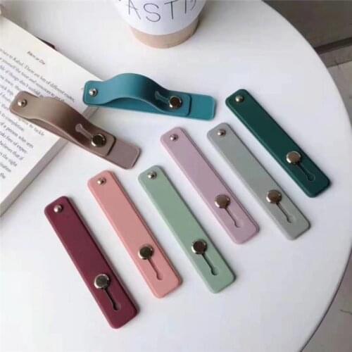 Hand Band Silicone Stand For Xiaomi Redmi Note 8 Pro 7 Redmi 8 7a 8a 9 Hand Band Holder Stand Soft Back Cover Funda Bracket