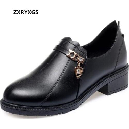 2021 High Quality Cowhide Rhinestone Women Fashionable Shoes Black Thick Heels Large Size Classic Comfortable Shoes Women Shoes